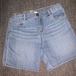 Oshkosh girl shorts .